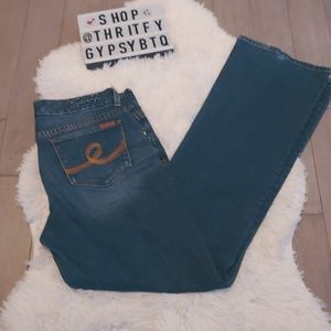 Melissa McCarthy SEVEN7 Distressed Jeans  Size 30